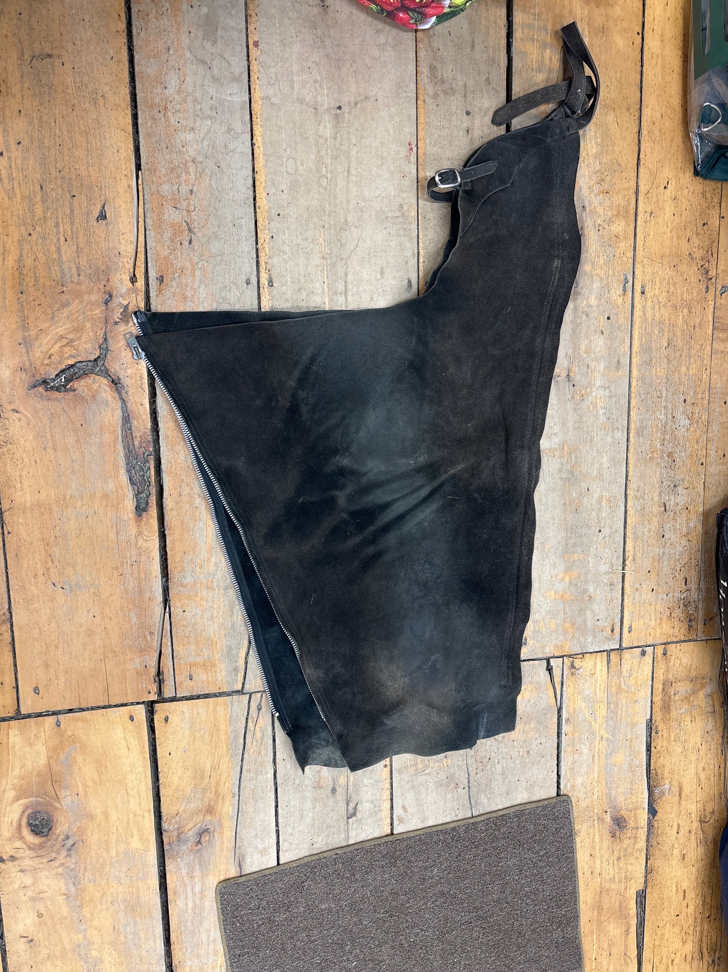 Full Length Chaps-Black- XL Short
