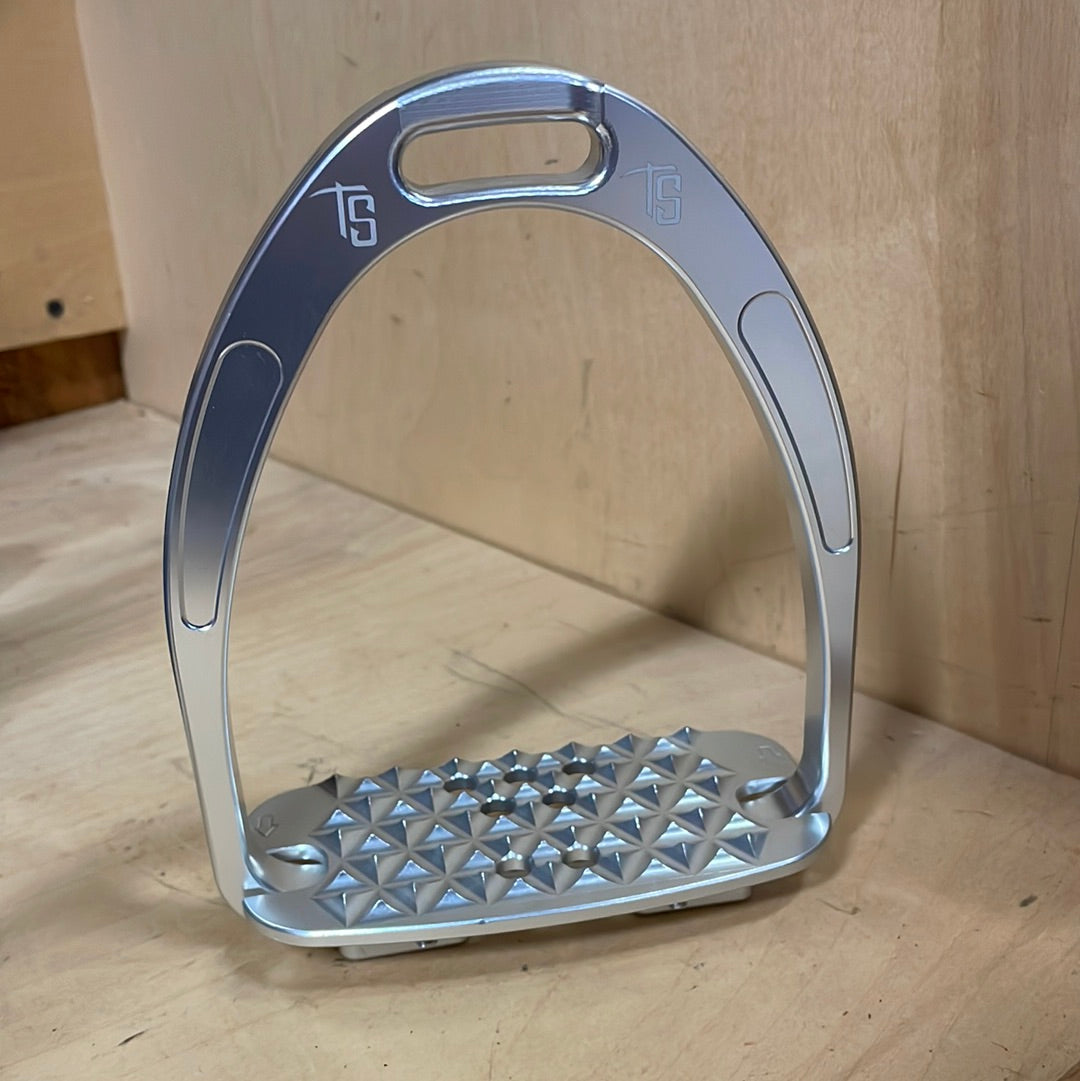 Tech Iris Cross Country Iron