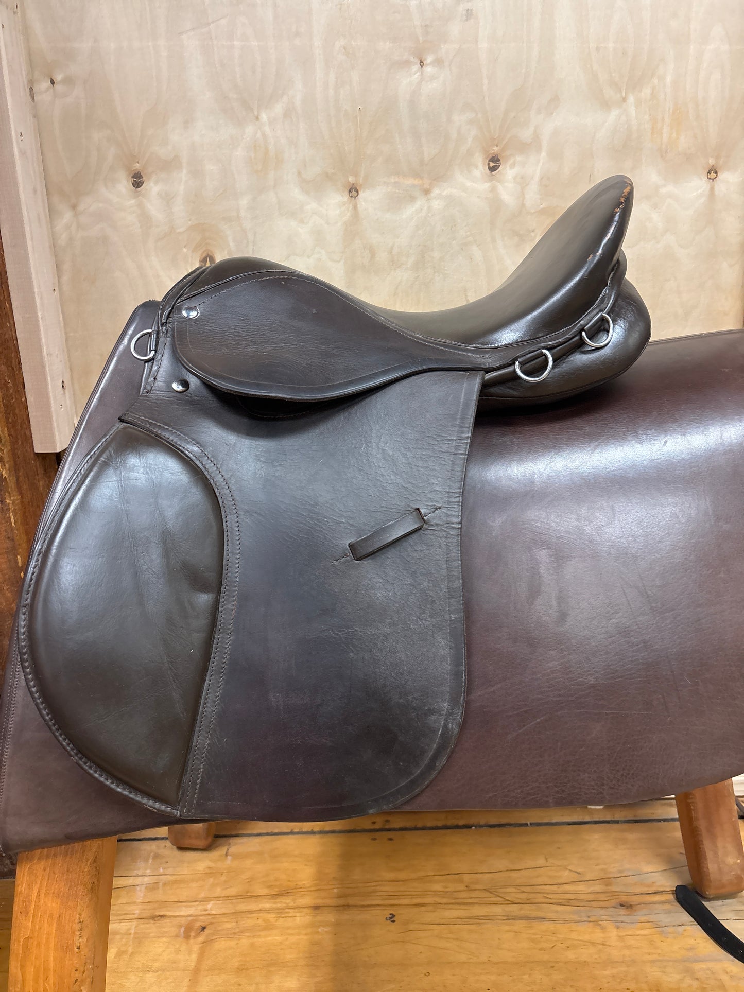 No Brand English All Purpose Saddle-Brown-16.5”-Wide