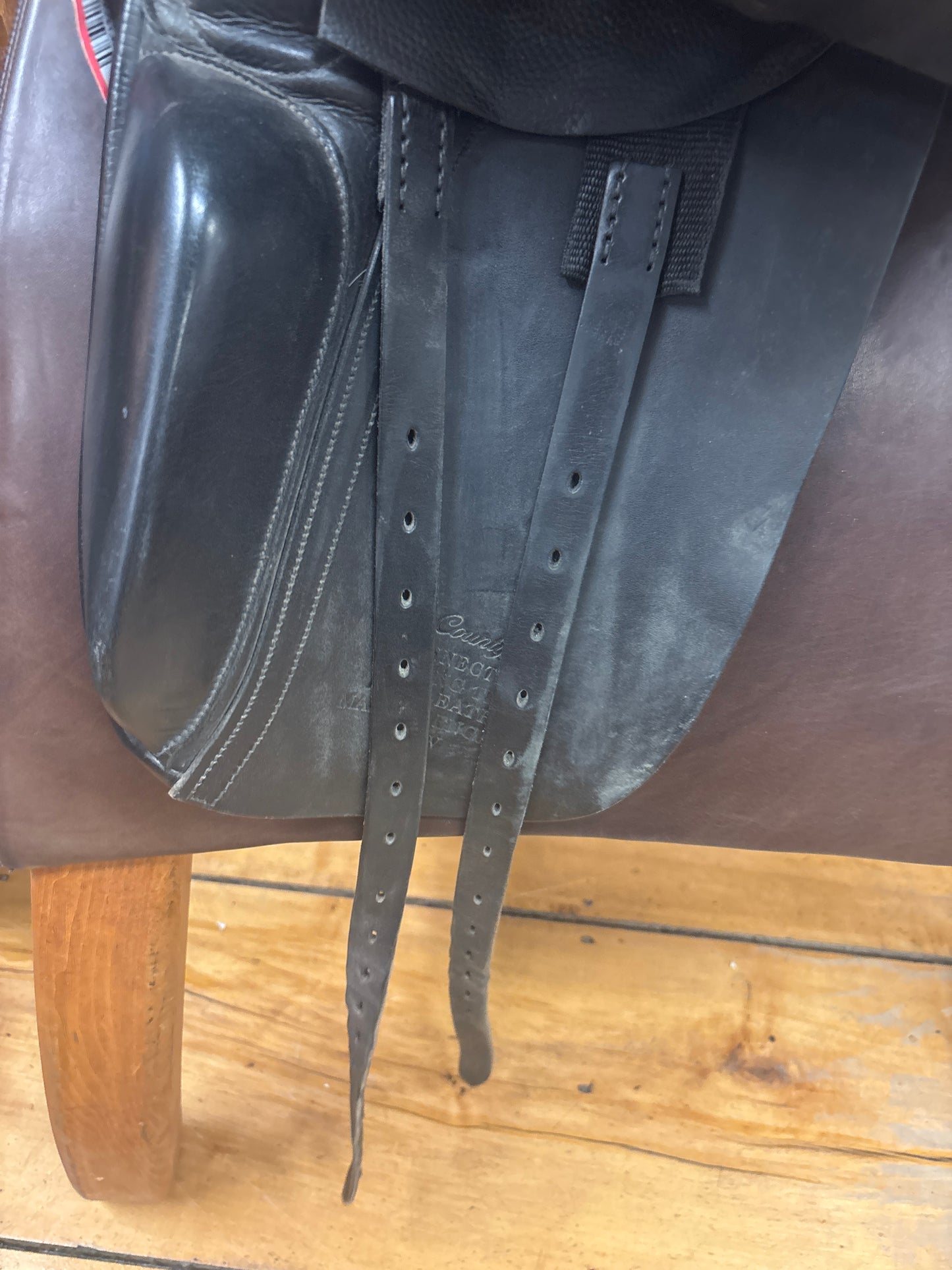 County Connection Dressage Saddle-Black-17”-Wide
