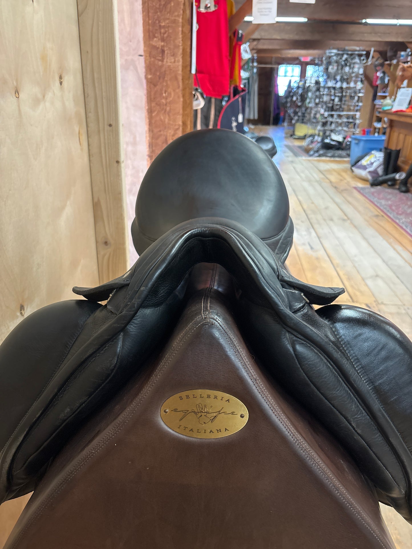 Custom Saddlery Icon Coda Dressage Saddle-Black-Medium-17”