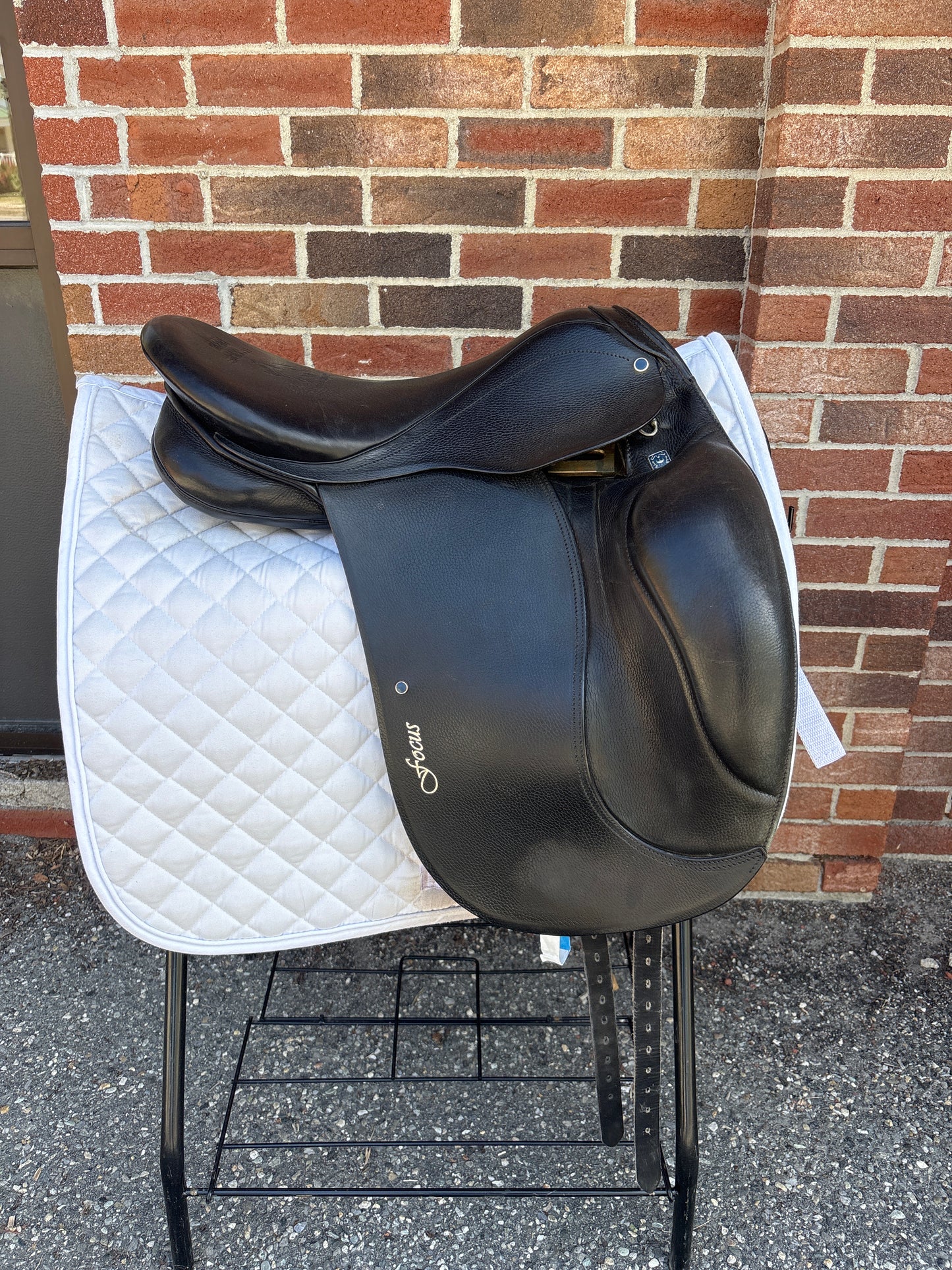 Stubben Focus Icelandic Saddle-Black-17”-32cm
