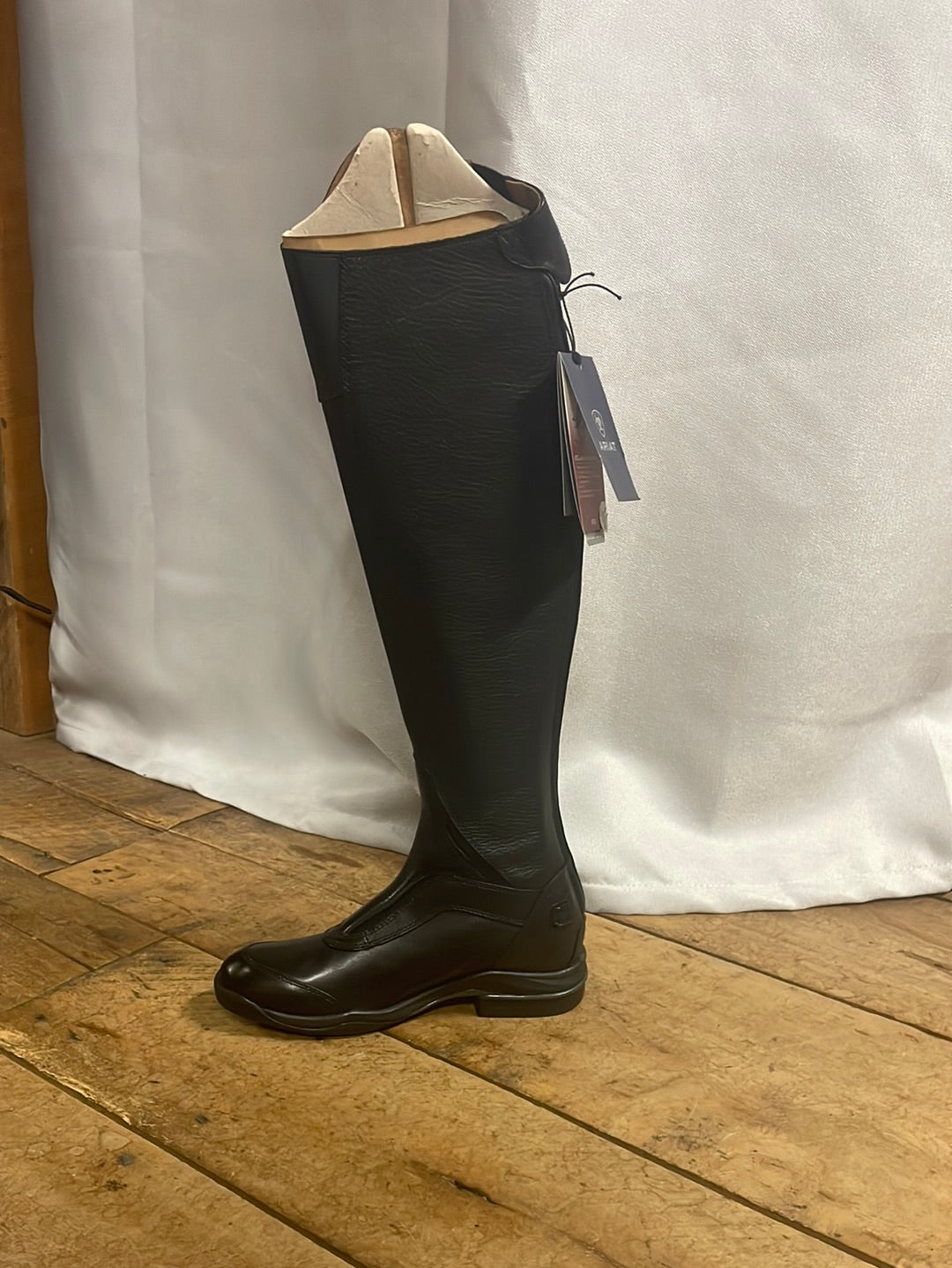 Ariat V Sport Tall Zip Boot-Noir-7.5-Slim/Tall