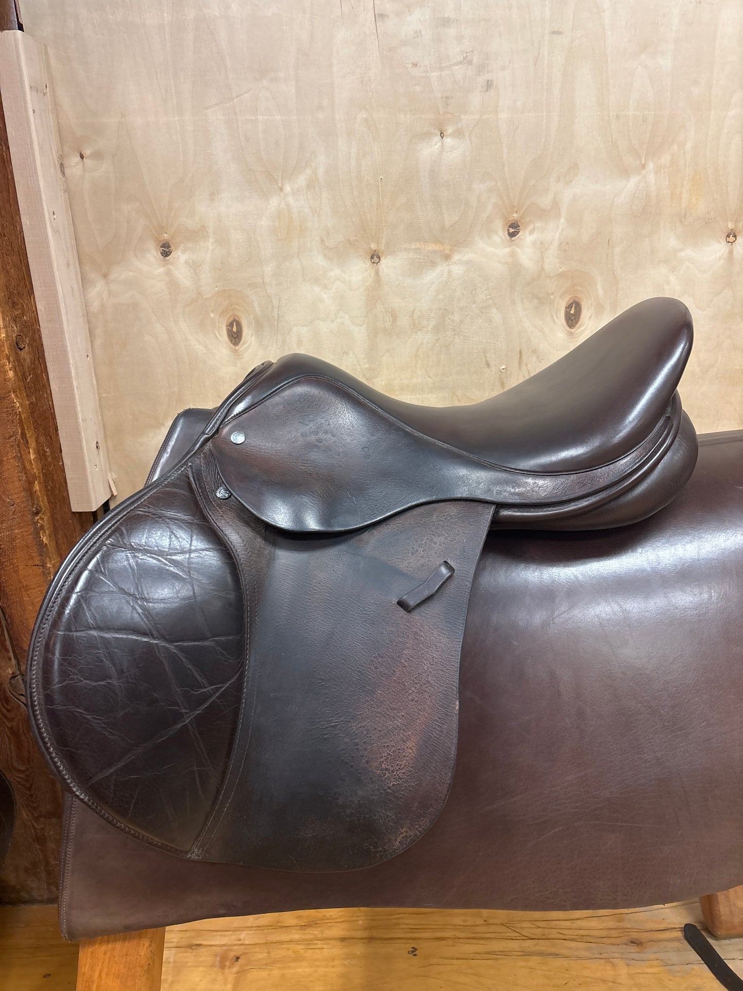 Loxley Eventer Saddle-Brown-17.5”-Medium Wide