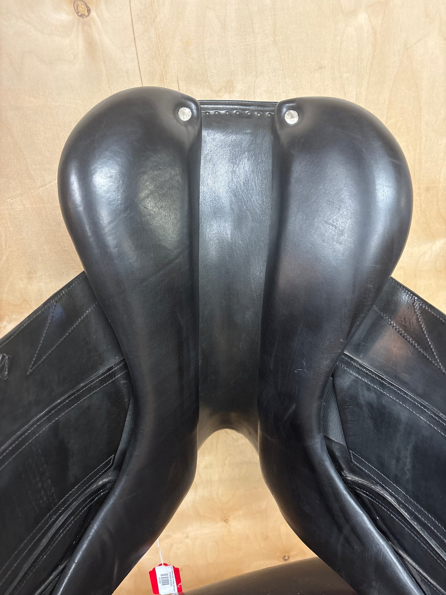 CWD Dressage Saddle-Black-18”-Medium Wide