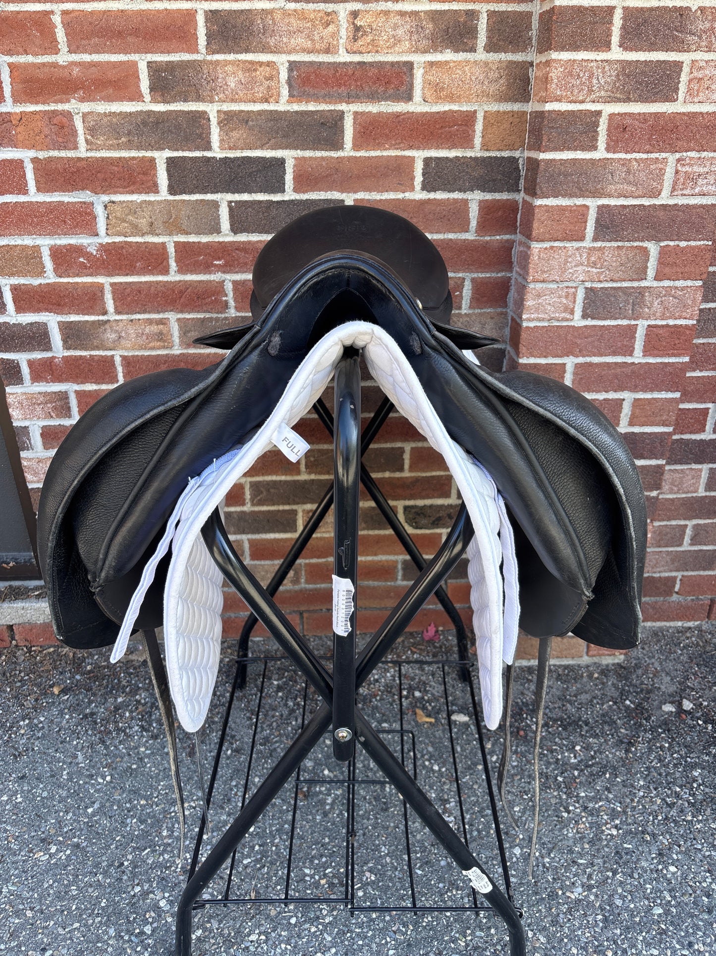 Stubben Focus Icelandic Saddle-Black-17”-32cm