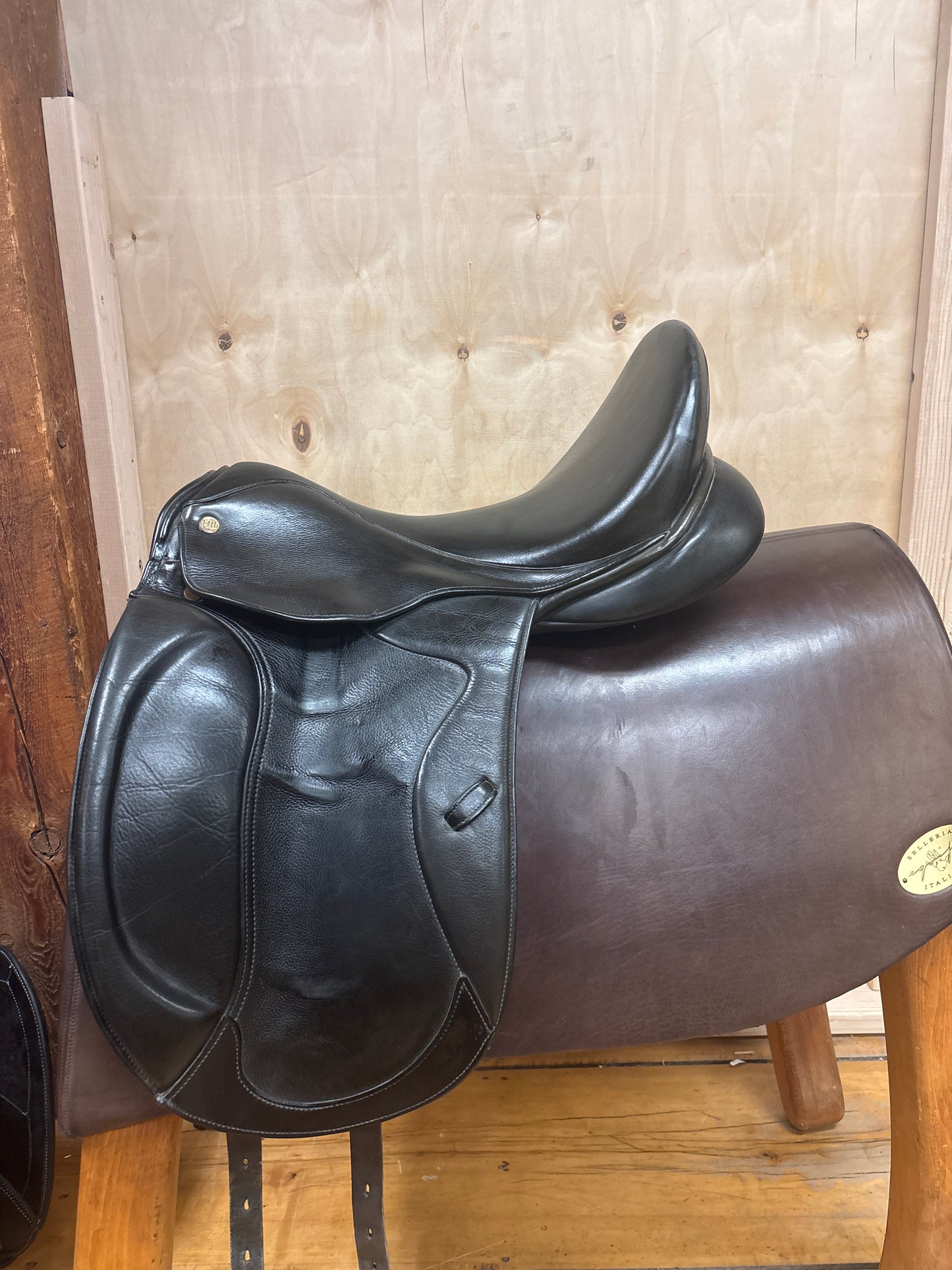 M. Toulouse Octavio Dressage Saddle-Black-18”-Wide