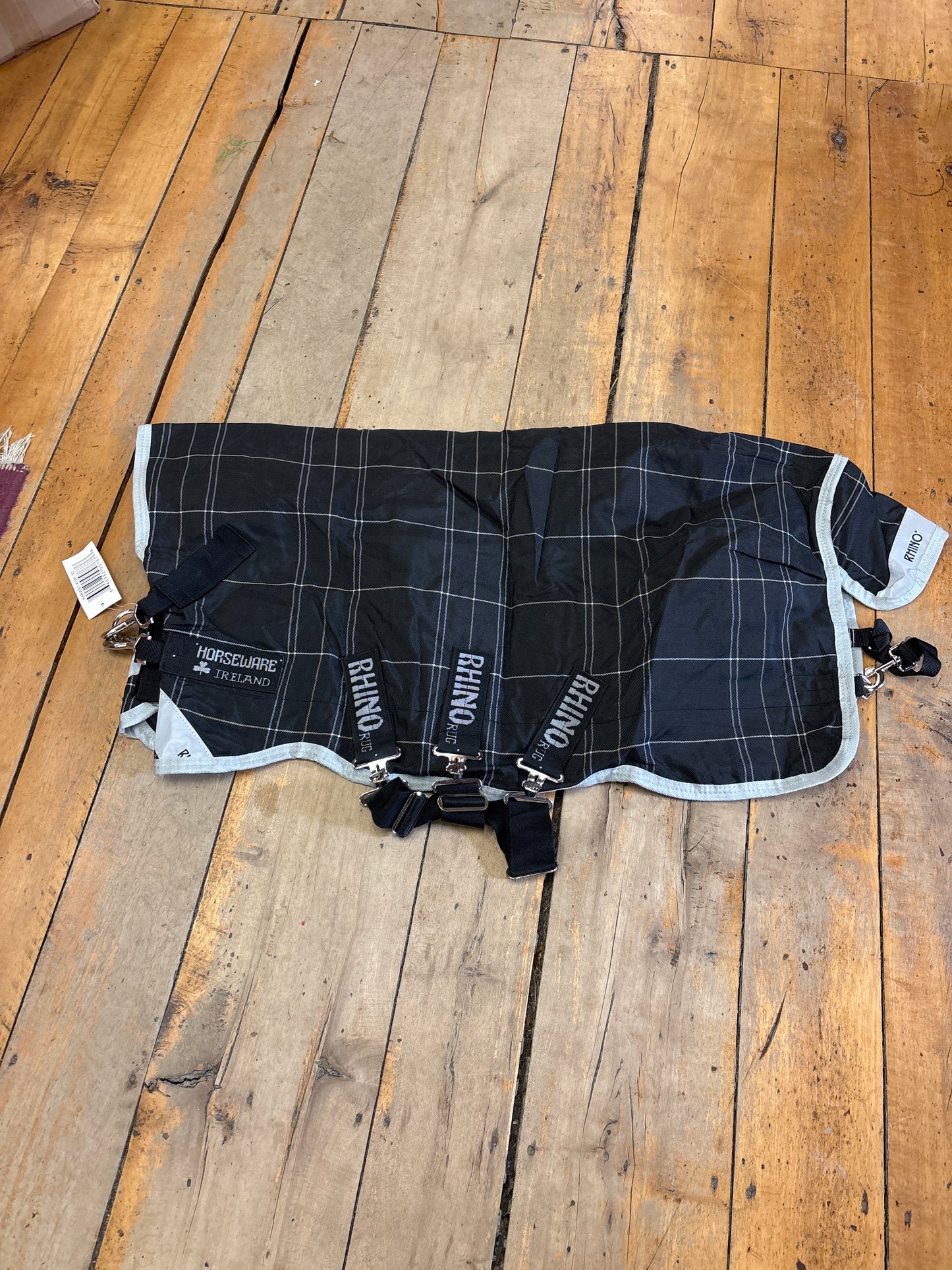 Rhino 200g Turnout High Neck-Black Check-30”