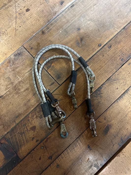 3 bungee trailer ties