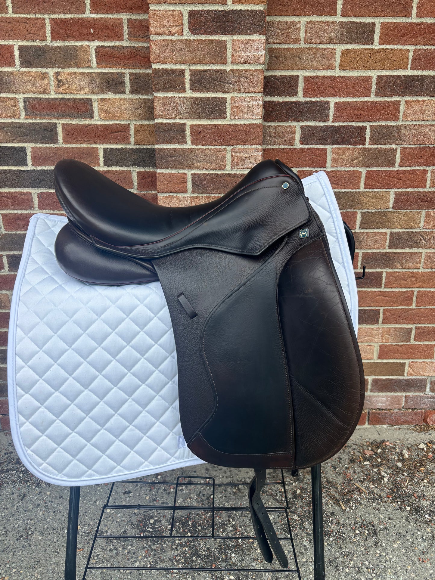 Stubben Euphoria Dressage Saddle-Brown-27cm-17.5”