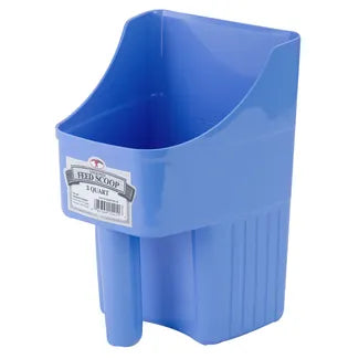 3qt Enclosed Plastic Feed Scoop