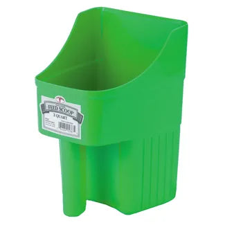 3qt Enclosed Plastic Feed Scoop
