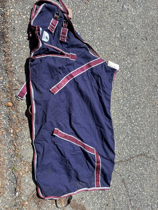 Smartpak Deluxe Stable Sheet-Navy/Maroon-60”